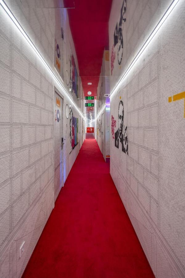 מלון Platforma Design 4*