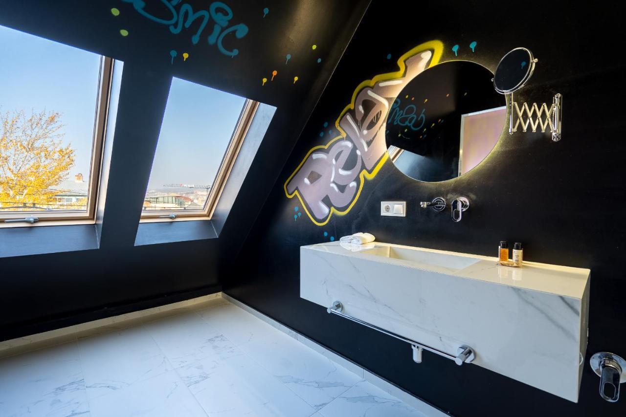 מלון Platforma Design 4*